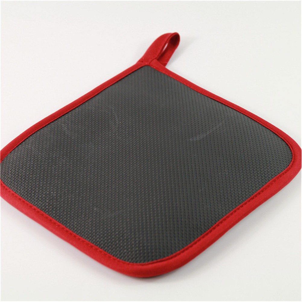 Heat Resistant Oven Mitt and Pot Holder Set - Image 3
